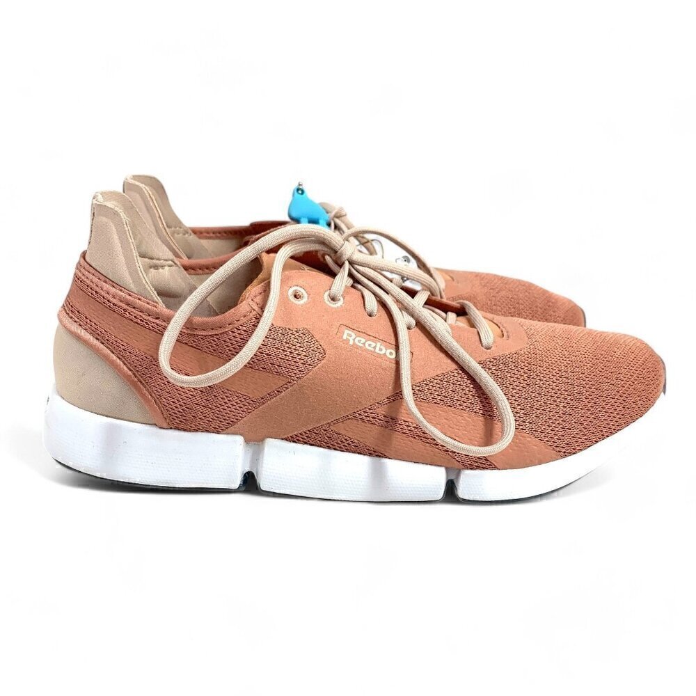Reebok Women's Dailyfit DMX 2.0 Sneakers GZ3041 Canyon Coral Soft Ecru 9.5 NWT